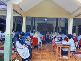 Pererat Ukhuwah, Pemkal Giricahyo Jadi Tuan Rumah Pengajian Rutin Aparat Kapanewon Purwosari